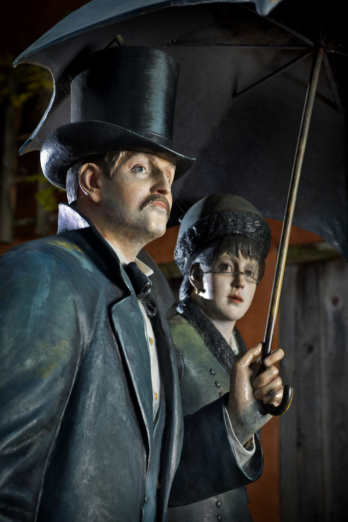 Seward Johnson_La Promenade.jpg